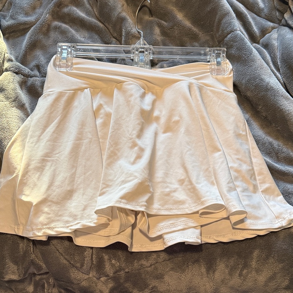 Windsor white flare golf/tennis skirt